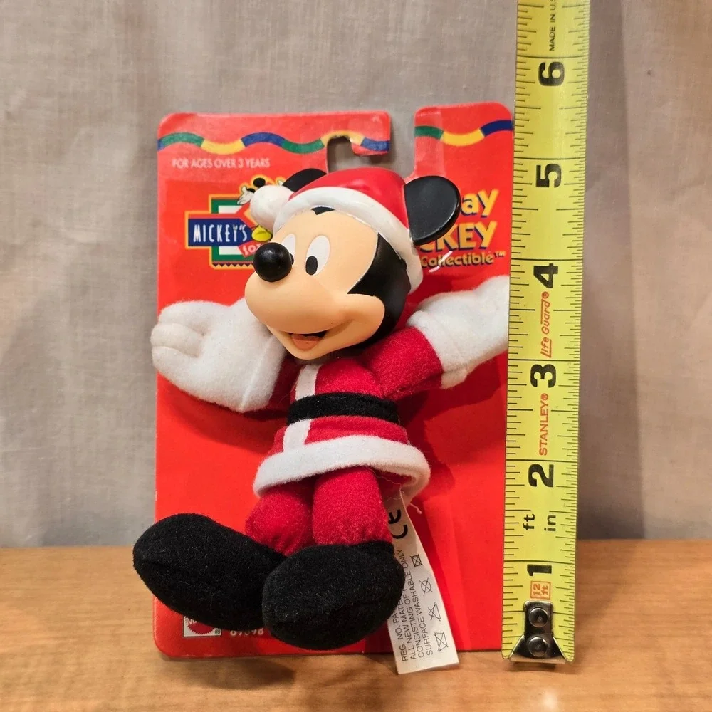 Holiday‎ Mickey Mouse Walt Disney Santa CUDDLY COLLECTIBLE New Plush Gift